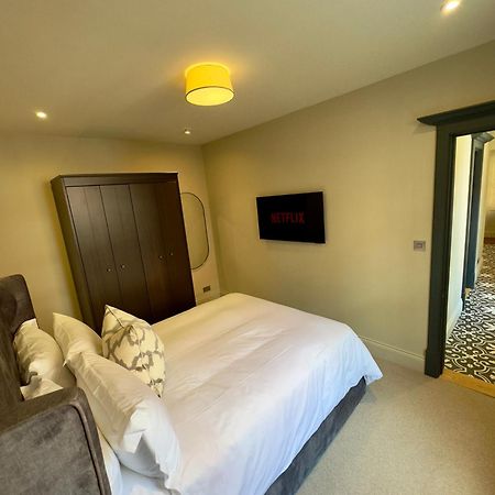 Macbeths Corner High End Luxury Apartment In Centre With Parking Stratford-upon-Avon Exterior photo